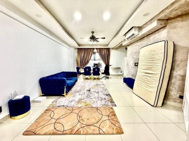 Condominium for sale in Country Heights Damansara, Kuala Lumpur