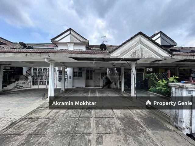 Townhouse for sale in Country Heights Damansara, Kuala Lumpur