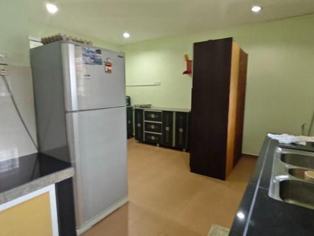 Terraced House for sale in Malaka