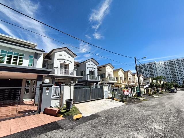 Terraced House for sale in Petaling, Subang Jaya
