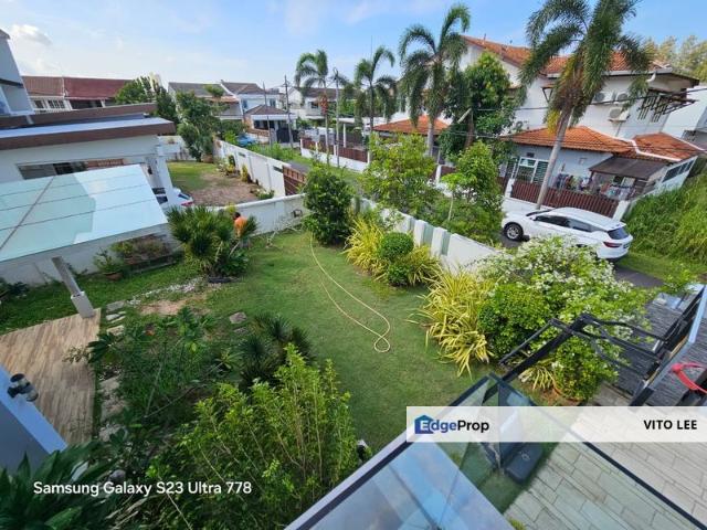House for sale in Malaka