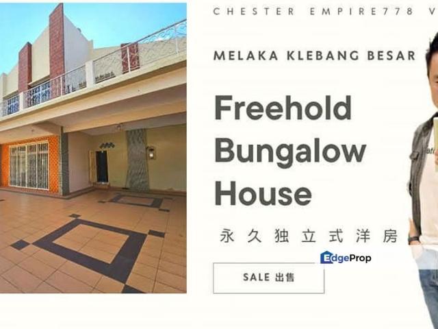 House for sale in Malaka