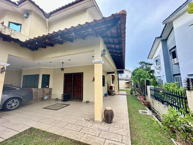 Residential House for sale in Malaka