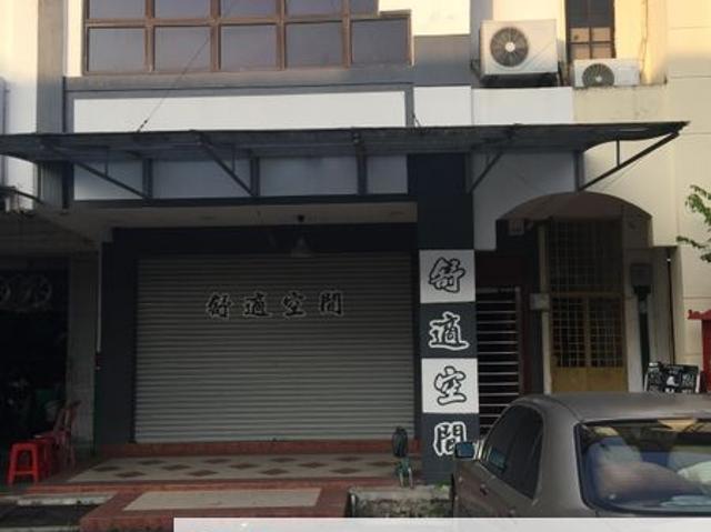 Shop for sale in Kajang, Langat