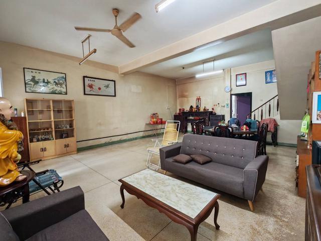 Terraced House for sale in Malaka