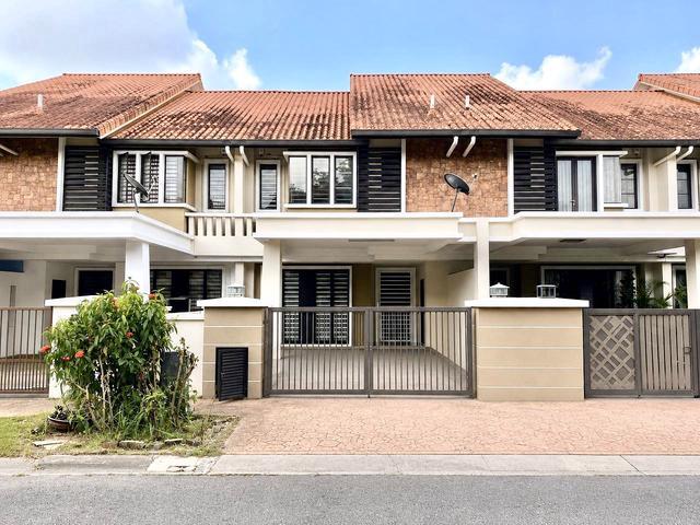 Terraced House for sale in Alam Impian, Selangor