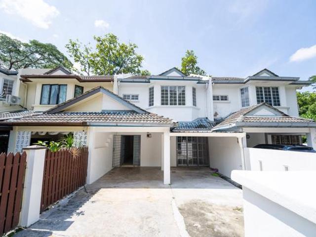 Terraced House for sale in Langat, Selangor