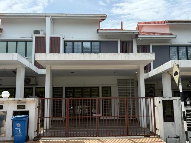 Terraced House for sale in Alam Impian, Selangor