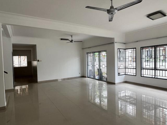 Residential House for sale in Ijok, Selangor
