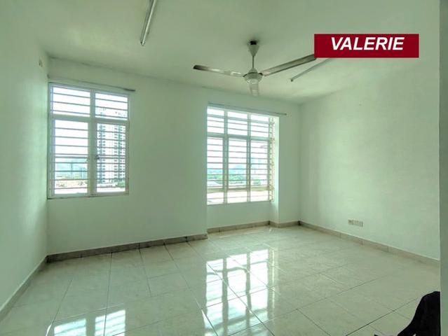 Condominium for sale in Petaling, Damansara Damai