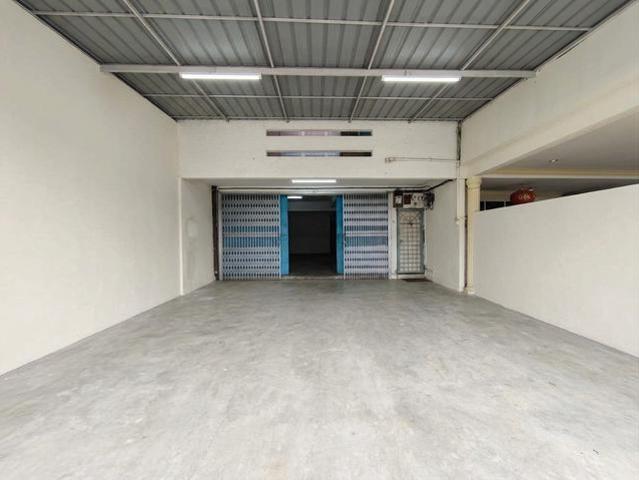 Property for sale in Malaka