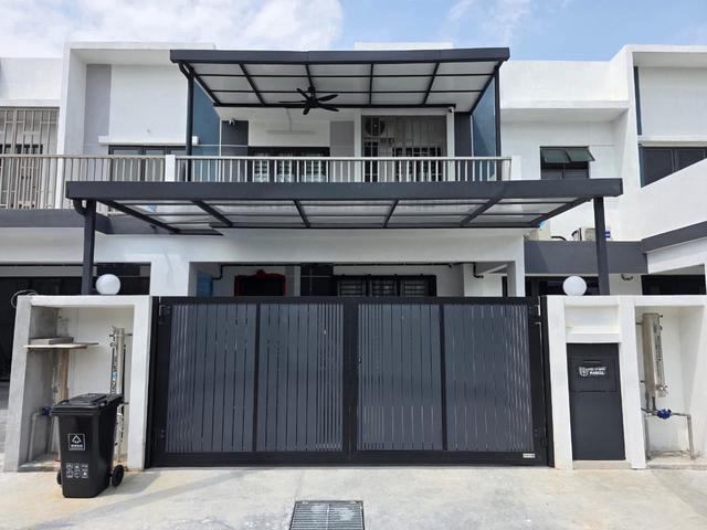 Terraced House for sale in Plaza Puchong, Kuala Lumpur