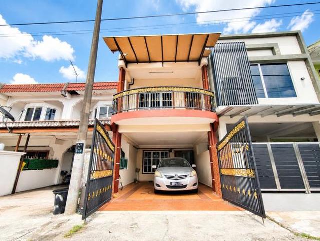 Terraced House for sale in Country Heights Damansara, Kuala Lumpur