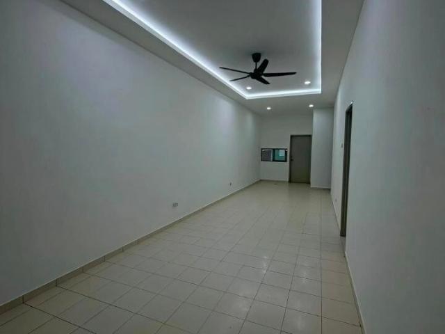 Terraced House for sale in Ulu Tiram, Johor