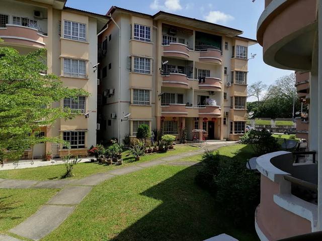 Apartment for sale in Malaka