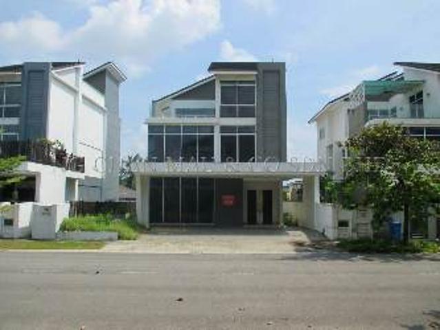 Residential House for sale in Kuala Selangor, Selangor