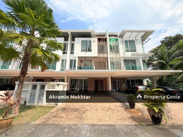 Terraced House for sale in Tanjong Sepat, Selangor