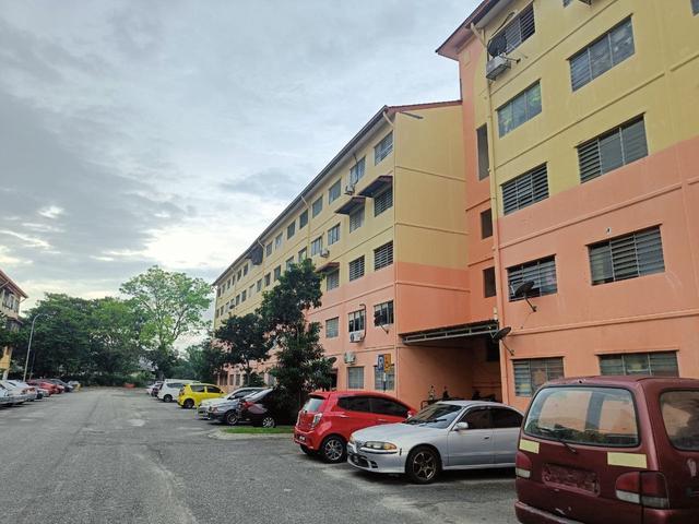 Apartment for sale in Port Klang, Selangor