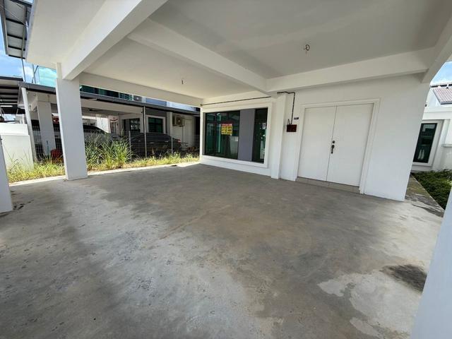 Residential House for sale in Malaka