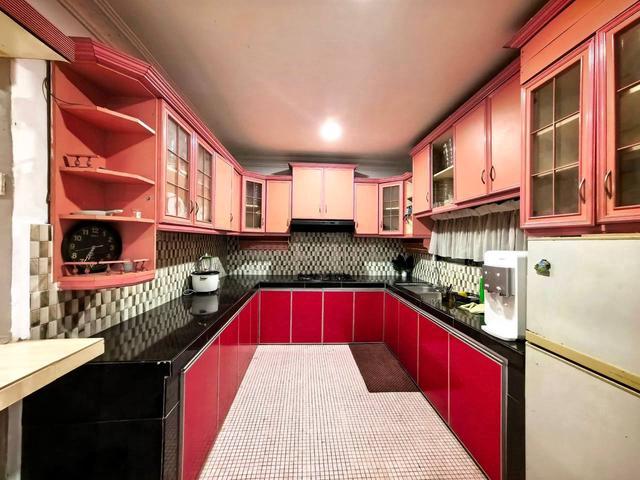 Terraced House for sale in Malaka