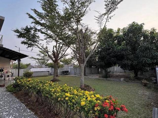 Terraced House for sale in Malaka