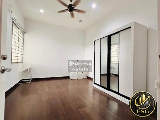 Residential House for sale in Petaling, Subang Jaya