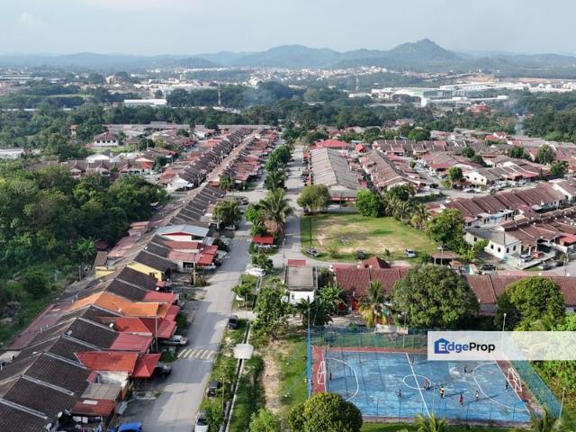 Shop for sale in Malaka