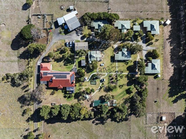 Cottage for sale in Ventnor, Victoria