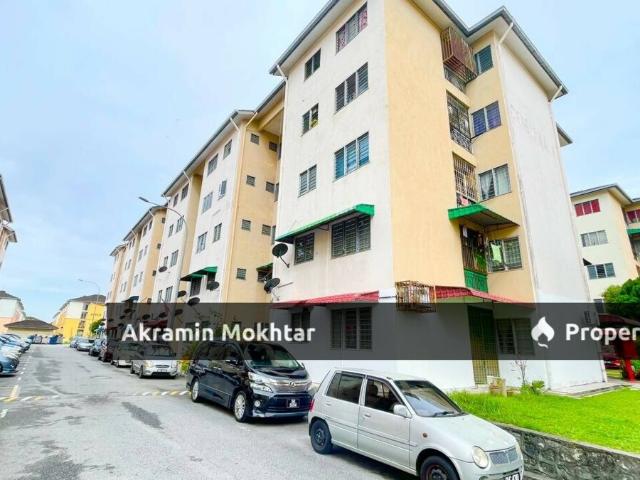 Apartment for sale in Sendayan Village, Negeri Sembilan
