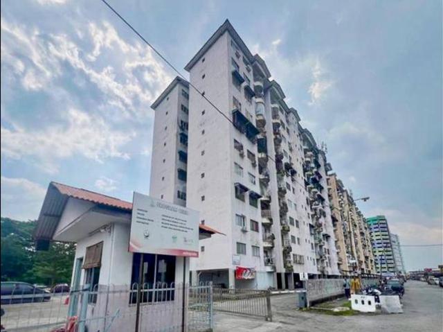 Apartment for sale in Kajang, Langat