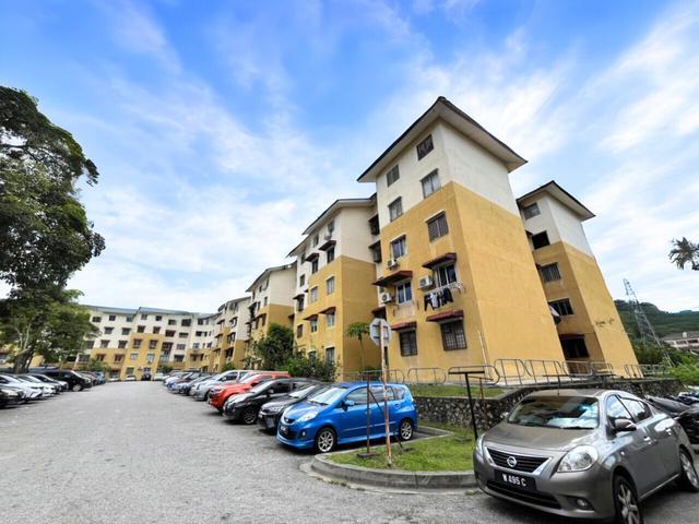 Apartment for sale in Petaling, Damansara Damai