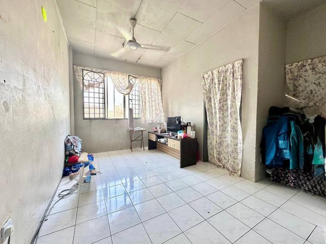 Apartment for sale in Kajang, Langat