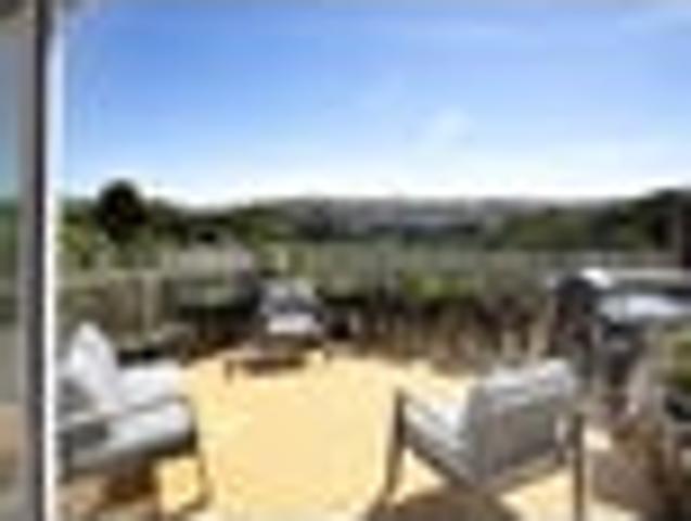 Townhouse for sale in Matata, Wellington