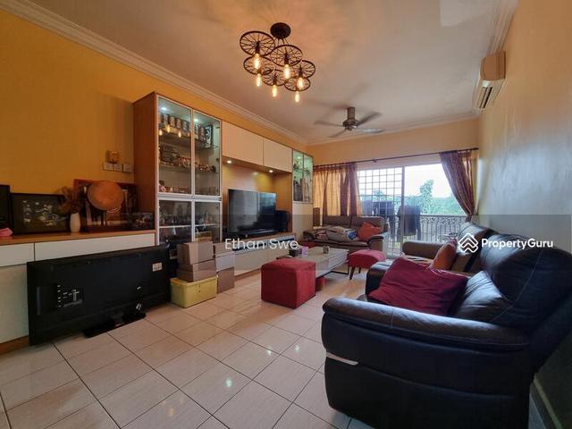 Condominium for sale in Petaling, Alam Impian