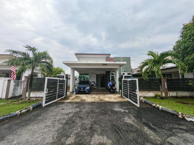 Bungalow for sale in Paya Rumput, Malaka