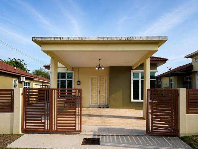 Bungalow for sale in Durian Tunggal, Malaka