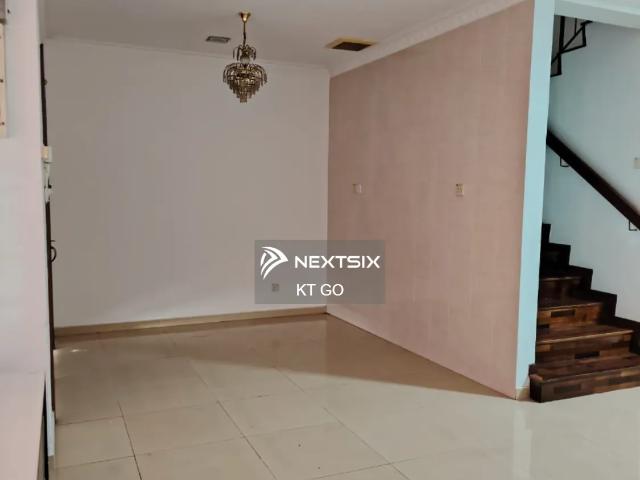 Residential House for sale in Malaka