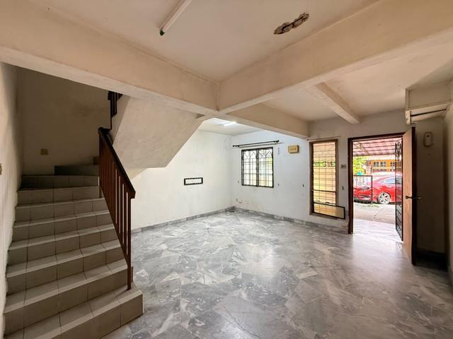 Terraced House for sale in Bandar Menjalara