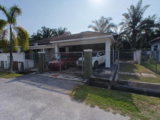 Residential House for sale in Ijok, Selangor