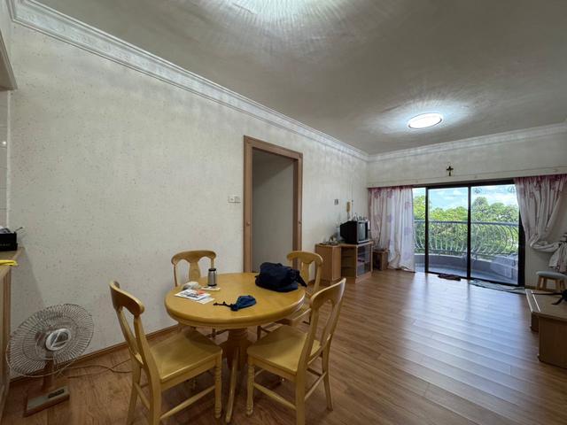 Condominium for sale in Malaka