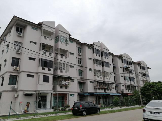 Apartment for sale in Malaka