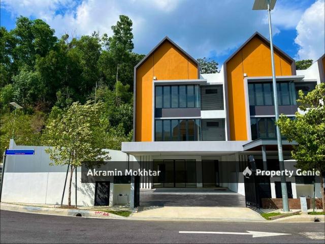 Terraced House for sale in Country Heights Damansara, Kuala Lumpur