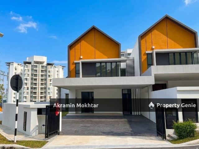 Terraced House for sale in Country Heights Damansara, Kuala Lumpur