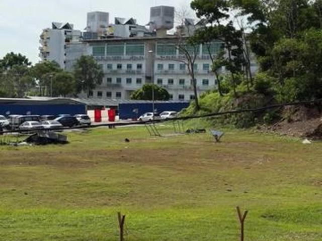 Terraced House for sale in Malaka