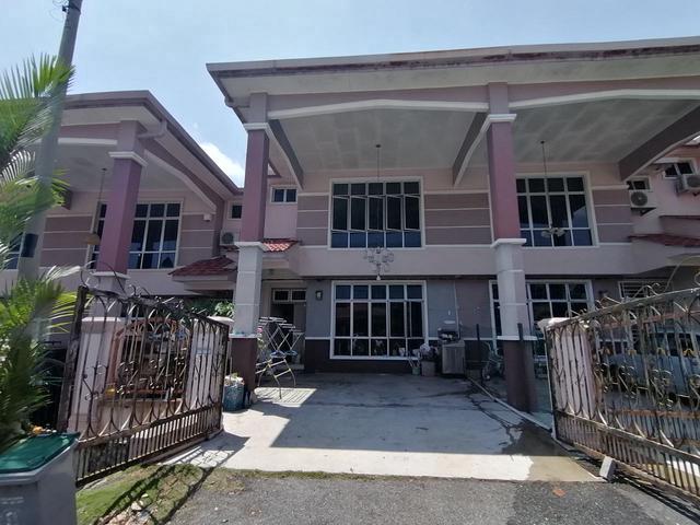 Terraced House for sale in Cheng, Malaka