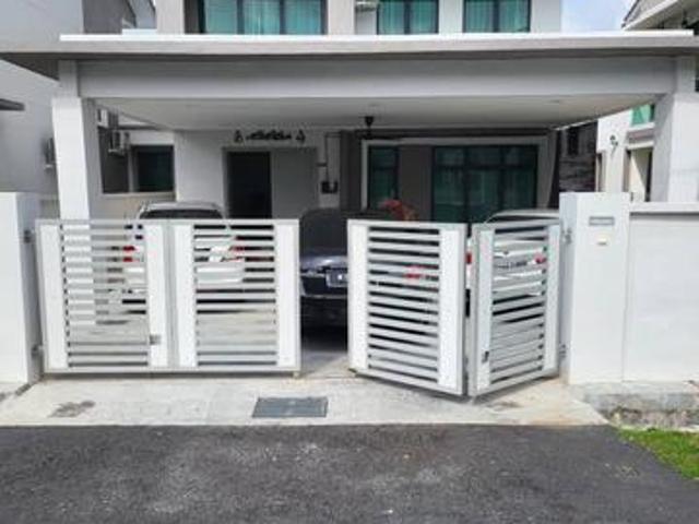 Bungalow for sale in Wellesley, Penang