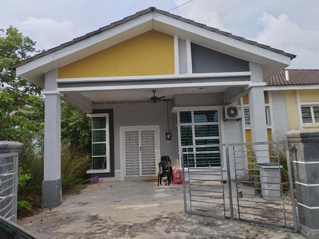 Residential House for sale in Malaka