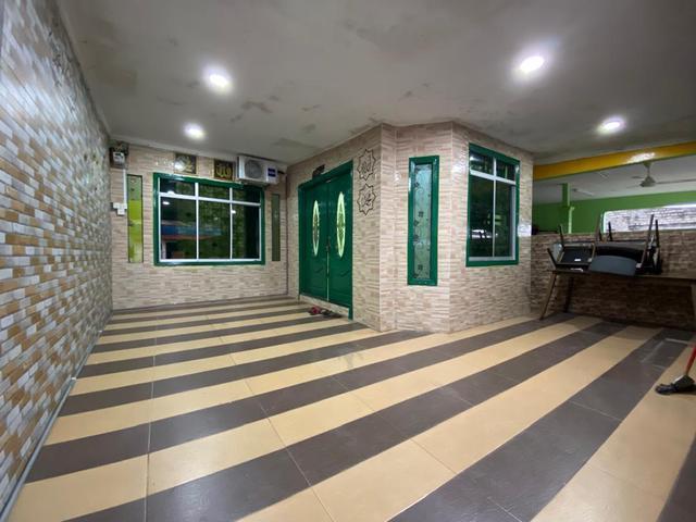 Terraced House for sale in Malaka