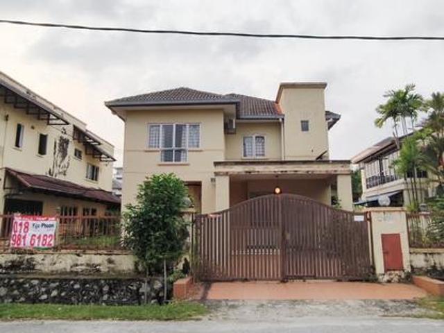 Bungalow for sale in Selayang, Selangor