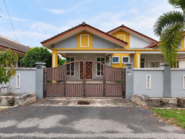 Residential House for sale in Krubong